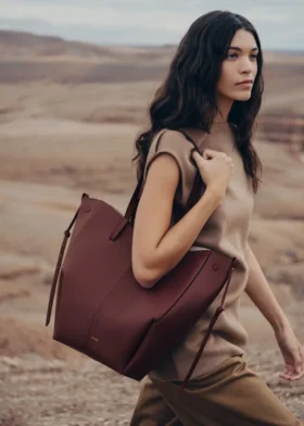 Cyme Tote Edition, strukturierte Black Cherry