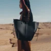 Cyme Tote Edition, strukturiertes Schwarz