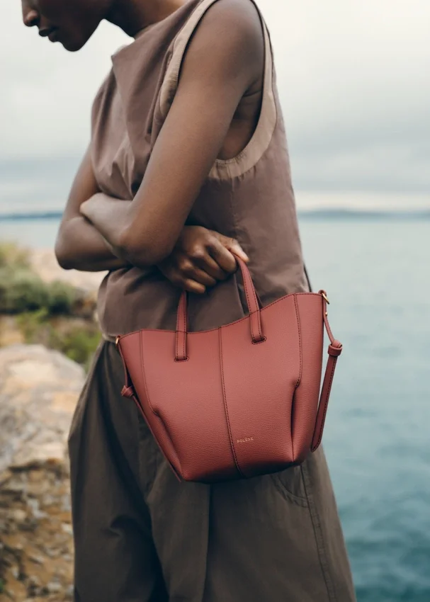 Cyme Tote Nano Edition, strukturiertes Terrakotta