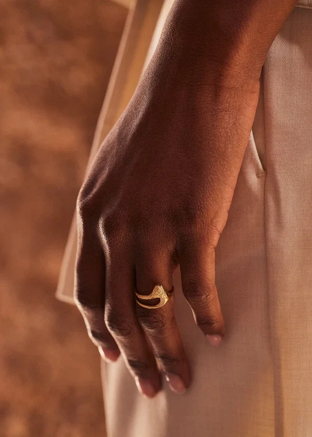 Eroz Fine Ring Edition, 24-Karat-vergoldet