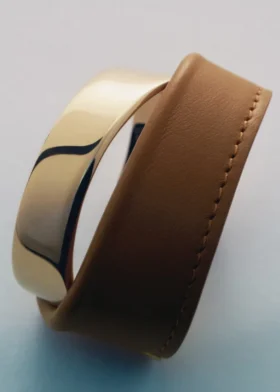 Ormé-Armband, vergoldete Edition mit Kamelleder